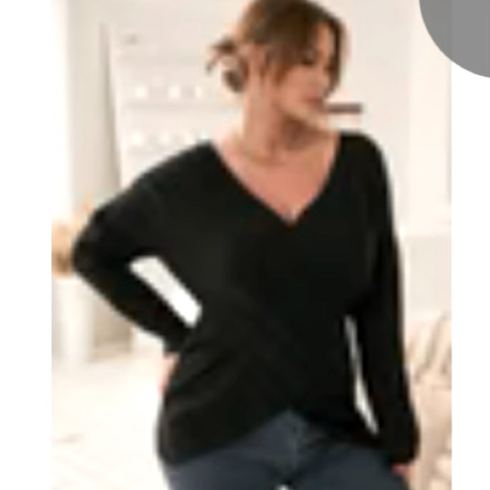 Bloomchic surplice sweater